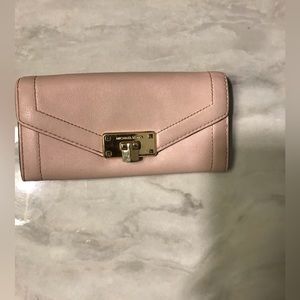 MK Kingsley women wallet